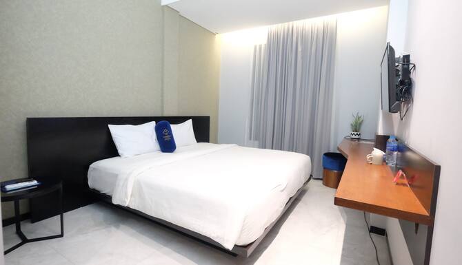 Lokasi Dimana, Tentang Hotel, Daftar Harga Kamar , Banyak Promo Menarik, Cara Booking Bagaimana?, Fasilitas dan Layanan, Tempat Terkenal Dekat Hotel 