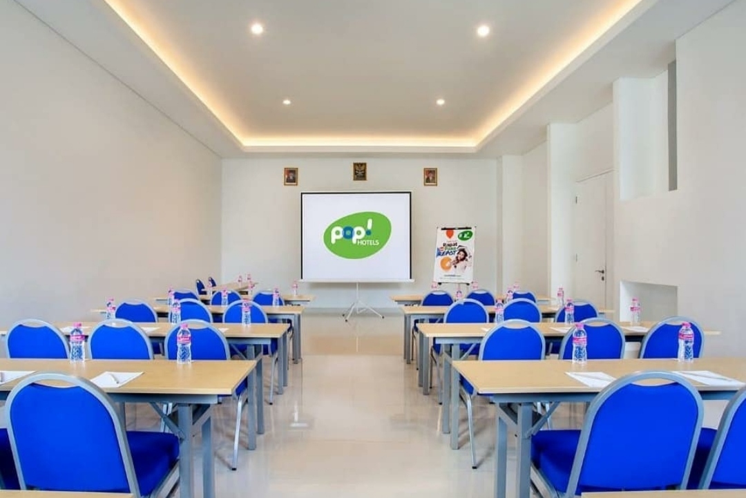 Dimana Lokasinya, Review Hotel , Daftar Harga Kamar , Pesan Kamar Yuk!, Fasilitas Memadai, Tempat Terkenal Terdekat