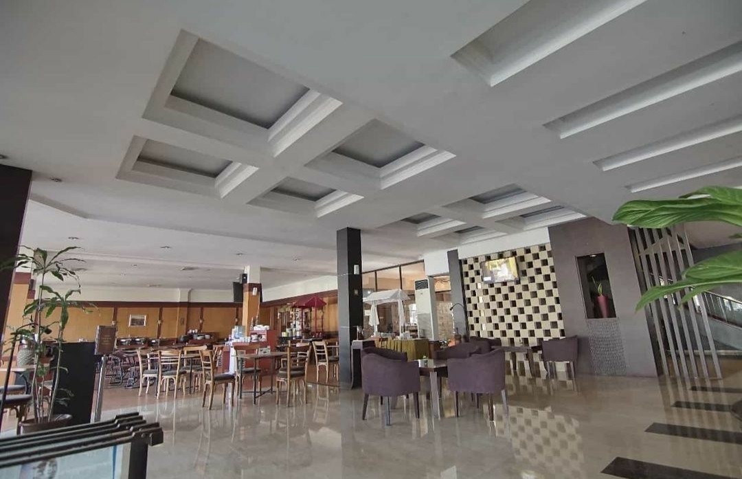 Alamat Lengkap, Review Hotel , Daftar Harga Kamar , Fasilitas Andalan, Booking Sekarang Yuk, Tempat Populer Terdekat
