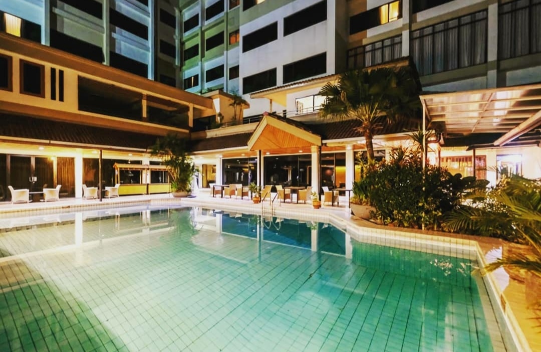 Alamat Regents Park, Tentang Hotel, Tarif Per Malam, Fasilitas Hotel, Banyak Promo Menarik, Spot Menarik Terdekat