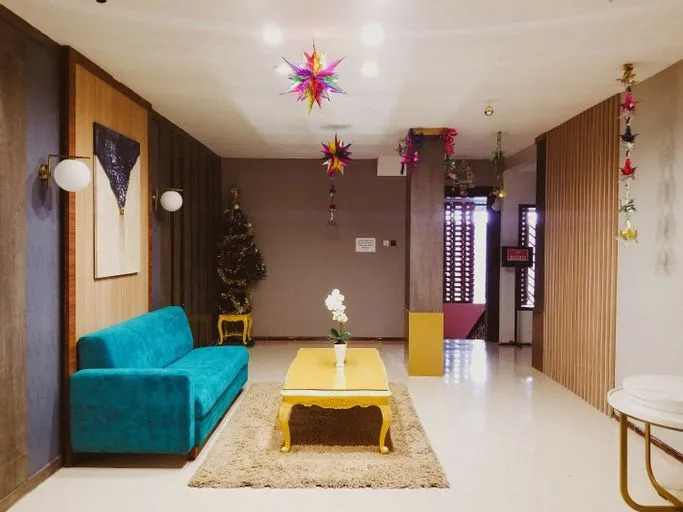 Alamat Lengkap, Review Hotel , Daftar Harga Kamar , Fasilitas Andalan, Booking Sekarang Yuk, Tempat Populer Terdekat