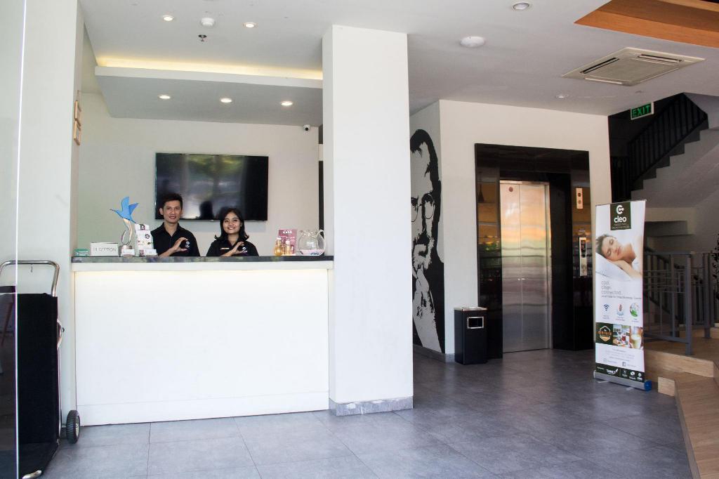 Alamat Cleo Hotel, Sekilas Review, Daftar Tarif Kamar, Fasilitas Yang Ada , Harga Ruang Bisnis , Tempat Populer Disekitar