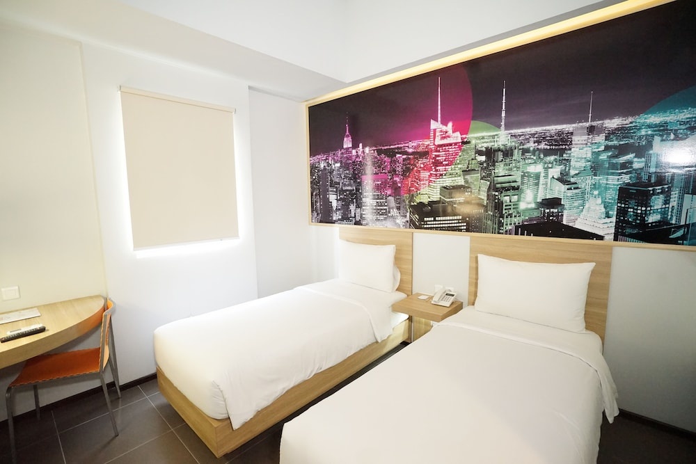 Alamat Cleo Hotel, Sekilas Review, Daftar Tarif Kamar, Fasilitas Yang Ada , Harga Ruang Bisnis , Tempat Populer Disekitar