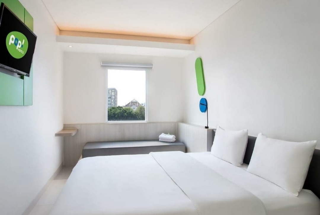 Dimana Lokasinya, Review Hotel , Daftar Harga Kamar , Pesan Kamar Yuk!, Fasilitas Memadai, Tempat Terkenal Terdekat