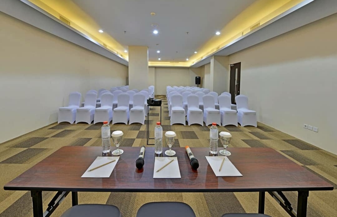 Lokasi Dimana, Review Whiz Prime, Daftar Harga Kamar, Fasilitas Apa Saja?, Tempat Wisata di Dekatnya, Reservasi Gampang