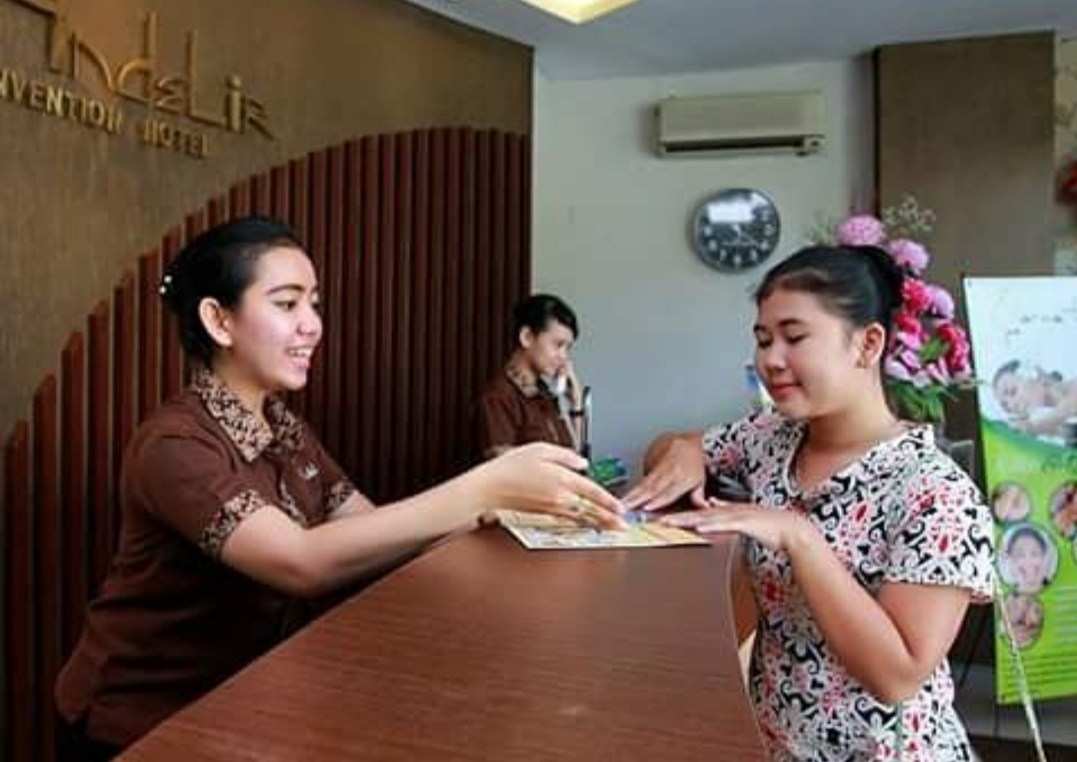 Lokasi Hotel, Review Hotel, Daftar Harga Kamar, Cara Booking Kamar, Fasilitas Andelir Convention , Spot Populer Terdekat