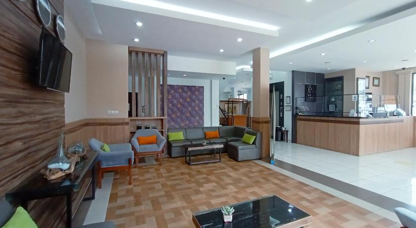 Lokasi Dimana, Review Singkat, Harga Per Malam, Fasilitas dan Aktivitas, Tempat Menarik Terdekat