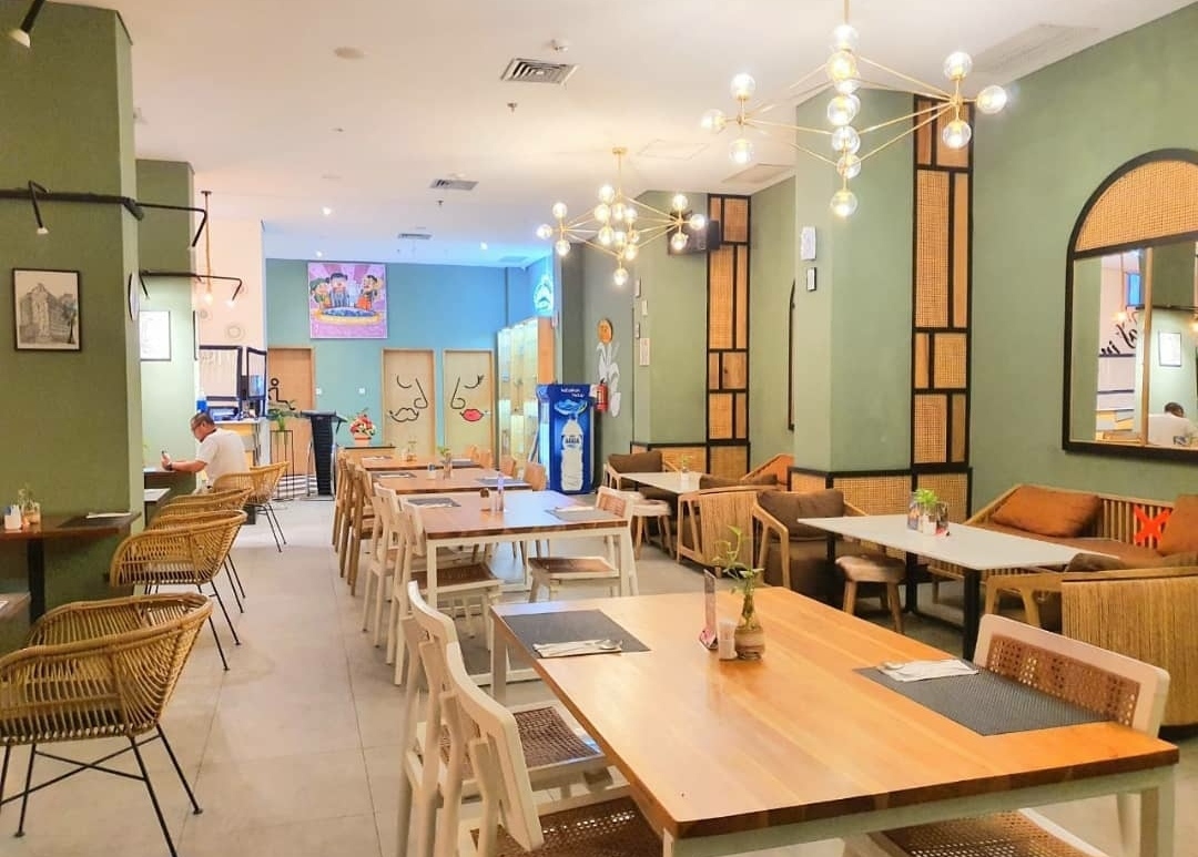 Lokasi Radja Hotel, Tentang Radja Hotel, Daftar Harga Kamar, Cara Booking, Fasilitas dan Layanan, Tempat Terkenal Terdekat