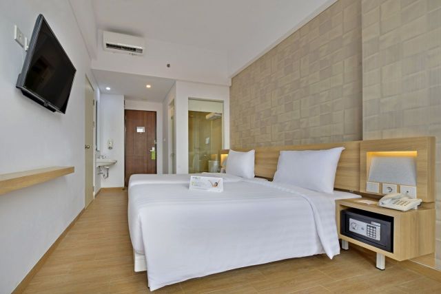 Lokasi Dimana, Review Whiz Prime, Daftar Harga Kamar, Fasilitas Apa Saja?, Tempat Wisata di Dekatnya, Reservasi Gampang