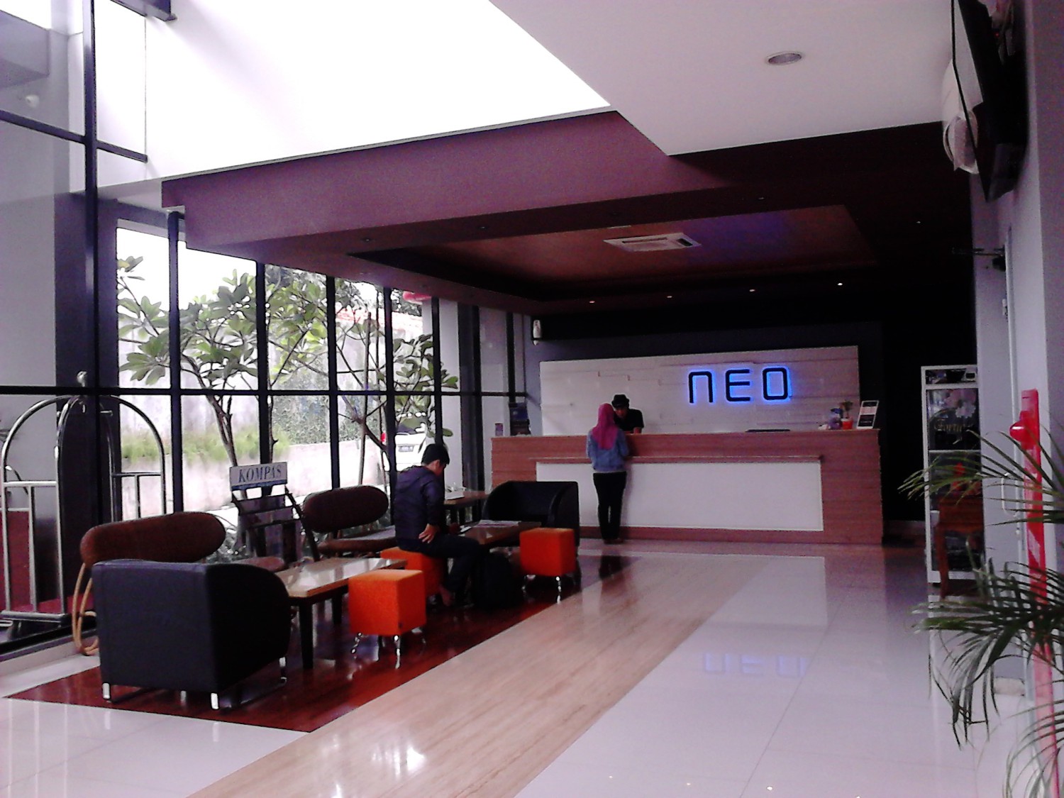 Neo hotel semarang traveloka alamat lokasi dimana telepon jawa tengah telp loker aston candi gajah mungkur review harga lowongan kerja mt haryono paket wedding nomor kota simpang lima kamar no s parman jl. s. penginapan spa tarif 5, Lokasi Dimana , Review Hotel , Daftar Tarif Kamar , Cara Pesan Kamar, Fasilitas Lengkap, Apa Saja Tempat Populer