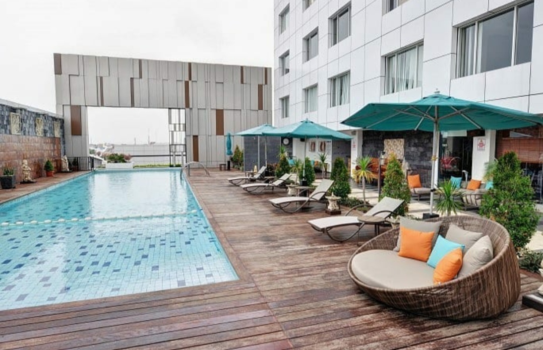 Lokasi Hotel , Review Hotel, Daftar Tarif Kamar, Cara Booking Kamar , Fasilitas Mewah , Wisata Menarik Terdekat 