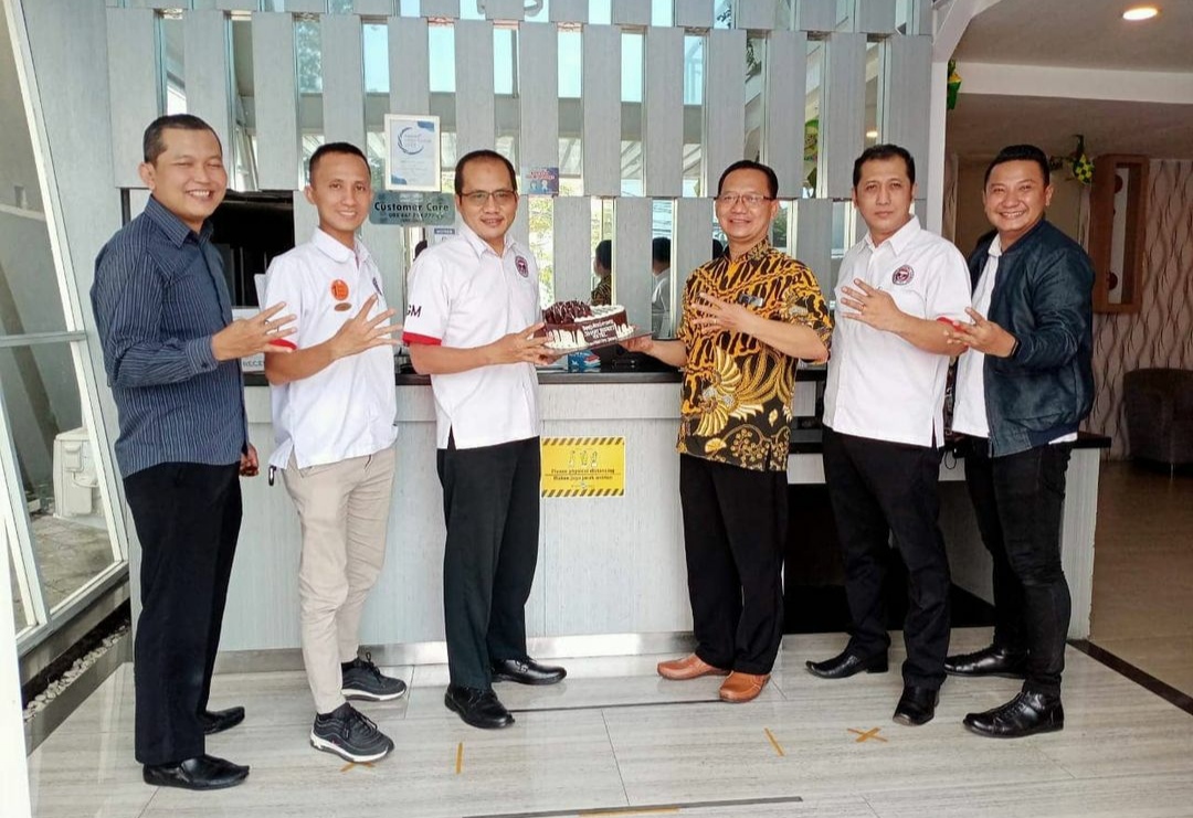 Lokasi Hotel, Review Singkat, Daftar Harga Kamar, Cara Pesan Kamar, Fasilitas Yang Ada, Kebijakan Hotel , Tempat Populer Terdekat