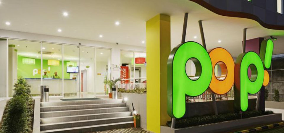 Dimana Lokasinya, Review Hotel , Daftar Harga Kamar , Pesan Kamar Yuk!, Fasilitas Memadai, Tempat Terkenal Terdekat