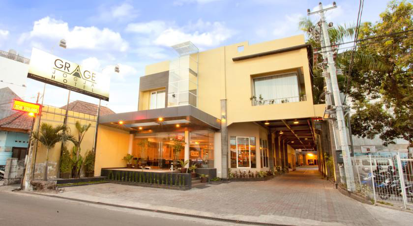 Alamat Lengkap, Tentang Hotel, Tarif Kamar, Fasilitas Yang Ada, Cara Booking Kamar, Penting Diperhatikan, Tempat Populer di Sekitarnya