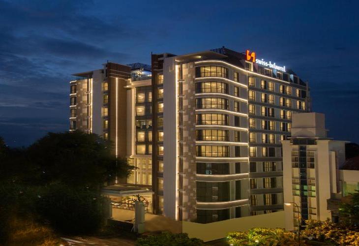 Alamat Lengkap, Review Hotel, Tarif Per Malam, Fasilitasnya Lengkap, Cara Pemesanan, Tempat Wisata Terdekat