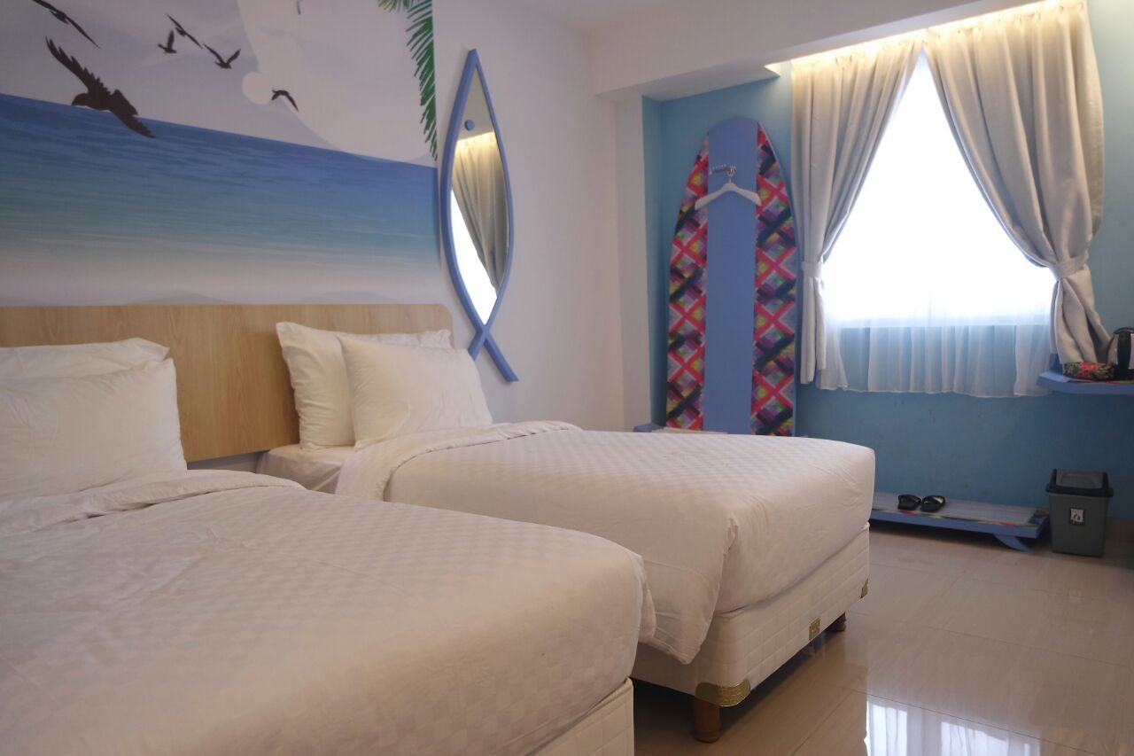 Lokasi Dimana, Review Hotel, Tarif Kamarnya, Booking Tidak Ribet, Fasilitas Uniq, Banyak Tempat Menarik
