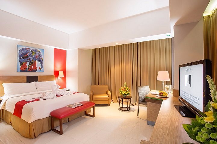Alamat Lengkap, Tentang Hotel, Info Kamar , Fasilitas Yang Ada , Menarik Dekat Hotel