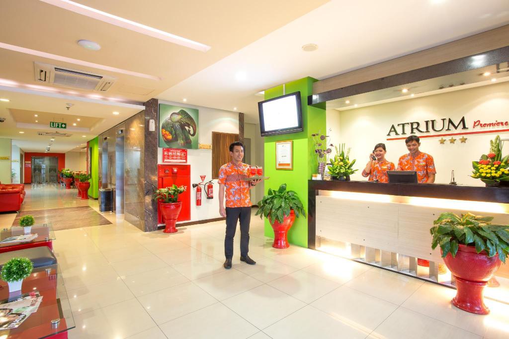 Alamat Lengkap, Tentang Hotel, Info Kamar , Fasilitas Yang Ada , Menarik Dekat Hotel