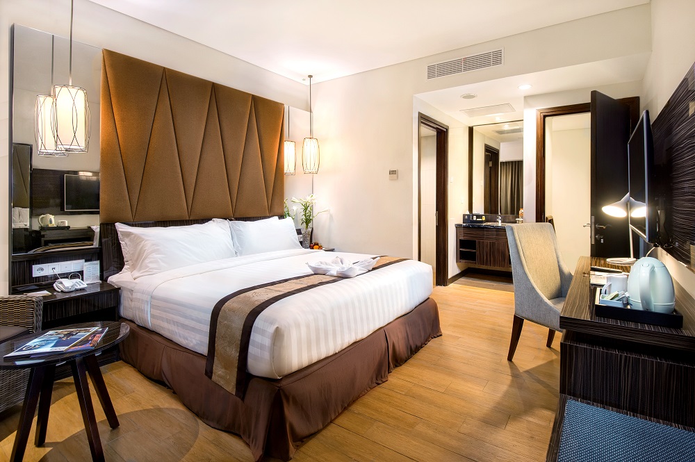 Alamat Lengkap, Tentang Hotel, Harga Kamar, Fasilitas Terbaik, Wisata Dekat Hotel, Pesan Sekarang!