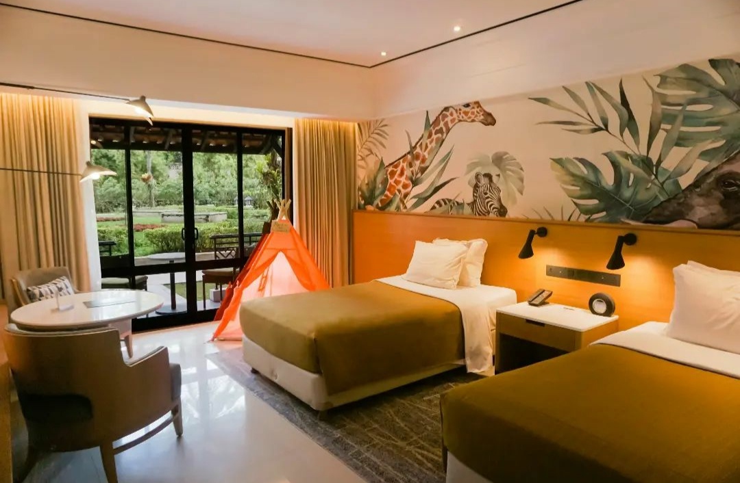 Alamat Hotel, Tentang Sheraton, Pilihan Kamar, Fasilitas Terbaik, Wedding Package, Objek Wisata di Sekitar, Booking Sekarang? 