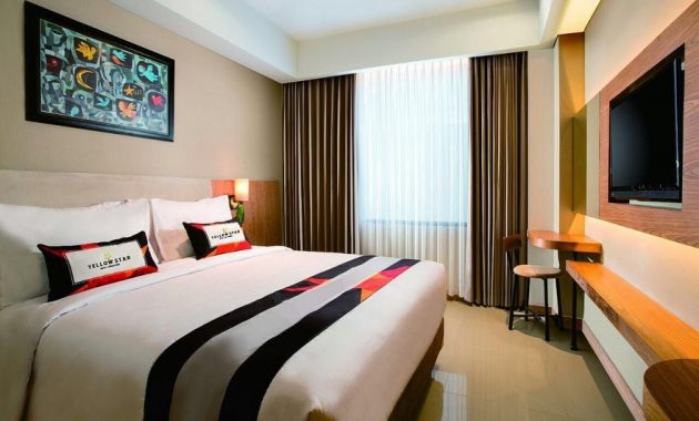 Review Singkat, Daftar Harga Kamar, Tempat Makan, Fasilitas Yang Ada, Paket Meeting, Rute Menuju Lokasi, Tempat Terkenal di Sekitar
