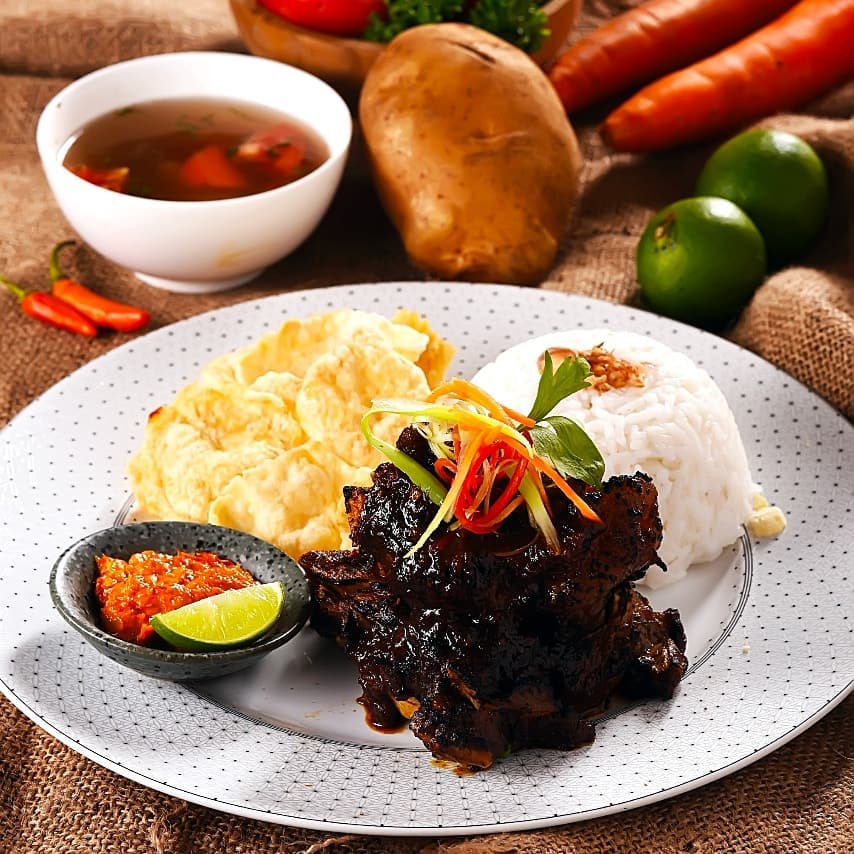 Review Singkat, Daftar Harga Kamar, Tempat Makan, Fasilitas Yang Ada, Rute Menuju Lokasi, Tempat Terkenal di Sekitar