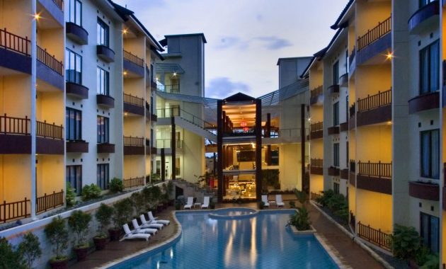 1. Sahid Eminence Hotel Convention & Resort, 2. Ayola Hoci Cipanas, 3. Shine BnB, 4. Palace Hotel Cipanas, 5. Grand Bydiel Hotel, 6. Sangga Buana Resort and Convention Hotel, 7. Bumi Ciherang Hotel, 8. Talita Hotel, 9. Bukit Raya Talita, 10. Mon Bel Hotel, 11. Signature Mandala Kencana Hotel, 12. Delaga Biru Convention Hotel, 13. Hotel Bukit Indah Puncak, 14. Alam Asri Hotel & Resort, 15. Tangko Inn Resort