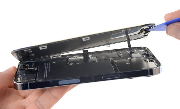 2. Apple Fix, 3. Mitra Care, 4. Wefixit, 5. Digimap Apple, 6. DMS Medan, 7. iPhone Repair Medan, 8. iCareStuff, 9. iPlug, 10. Spesialist Macbook