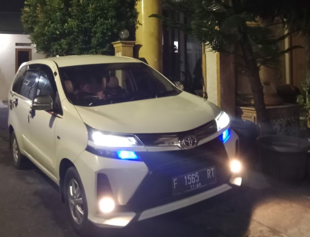 1. Alput Rent Car, 2. CV Kembar Jaya Barokah (KJB), 3. Andalan Kita, 4. Kholil Rent Car, 5. Cibbas Oto Trans, 6. TsT RentCar, 7. Dandung Rental, 8. Asmer Rental, 9. Sedati Rent Car, 10. Zaffran Trans