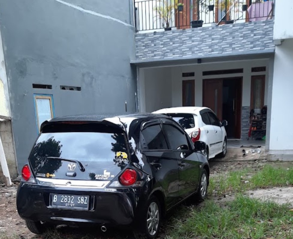 1. Mutiara RentCar (MRC), 2. WYD Rent Cars, 3. Inara Rentcar 2, 4. NGS Rental, 5. IsMe Holiday, 6. Aris Rent Car, 7. Pandawa 82, 8. Rajaura Rent Car, 9. AZA Rentcar, 10. MyBud Rentcar