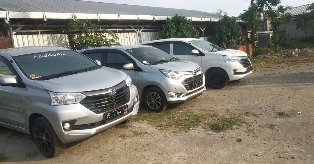 1. Joyo Makmur, 2. AGA Travel, 3. RBP Trans, 4. Alesha Trans, 5. Ceria Travel, 6. Adya Trans, 7. Almeera Transport, 8. FYP Trans, 9. Brawijaya Tour and Travel, 10. Gemini Rental