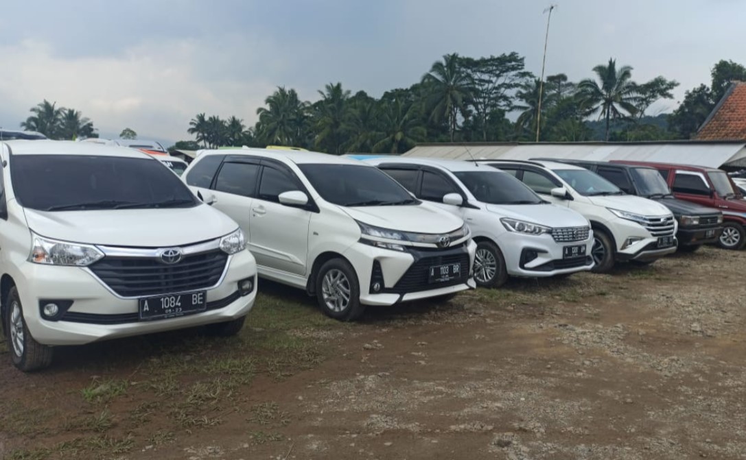 1. Focus Rental, 2. CV Gugun Motor, 3. CV Surya Damai Sejahtera, 4. SB Dijaya Rental, 5. Rental KU (Kampoeng Urang), 6. Binar Rental, 7. Fahri Rental, 8. Pos Cartenz 6, 9. RC Bintang Lima, 10. Rayhan Outo Rental