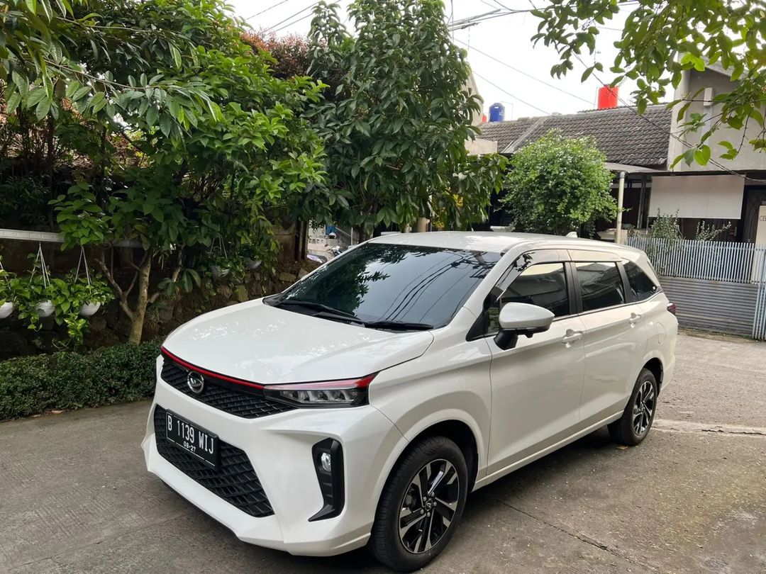 1. Amanda Rent Car, 3. Nesia Rent Car, 4. Indah Jaya Rental, 5. Dhana Trans Jaya, 6. RC Car Rental, 7. Mobilanaja, 8. Rental Mobil Pamulang (RMP), 9. Rits Rent, 10. SvD Car Rental