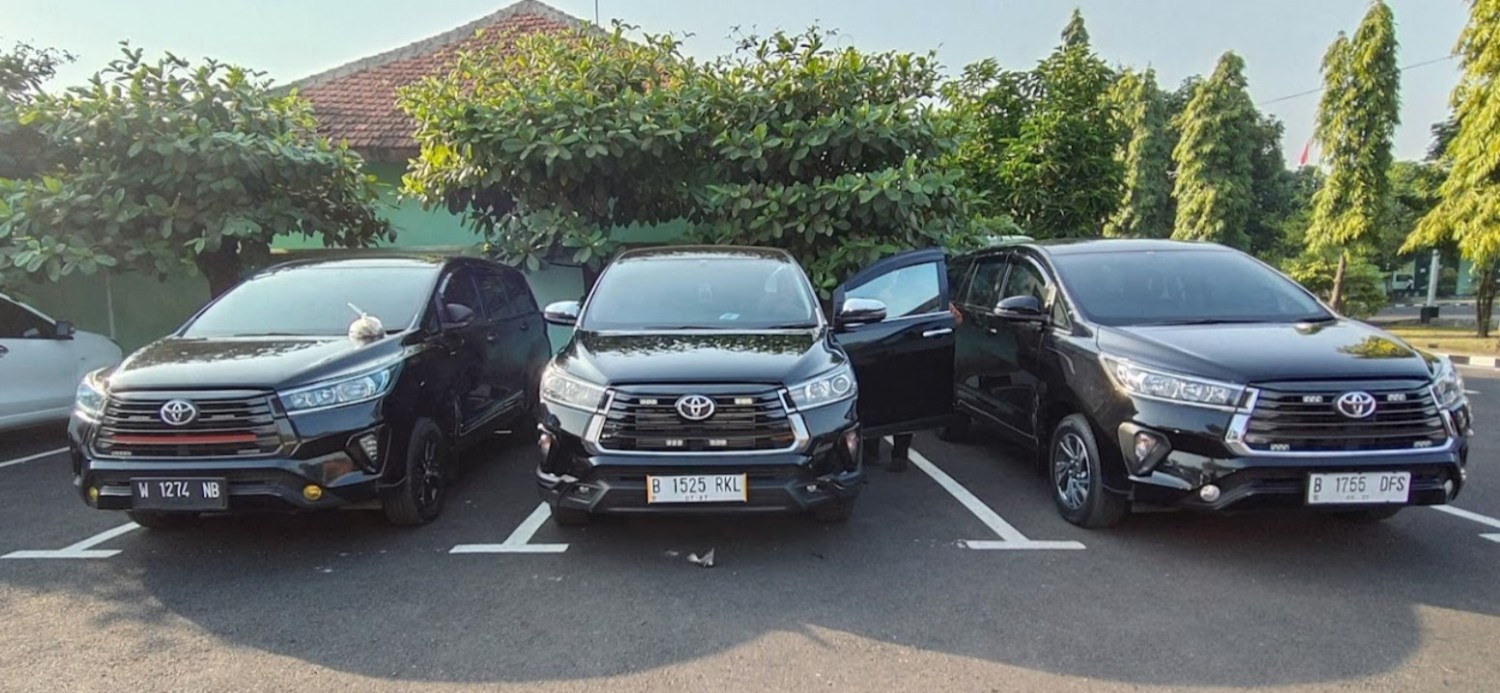 1. DDK Rental, 2. Sinta Trans, 3. Bintang Mulia Tour &amp; Travel, 4. Endika Trans, 5. Hokky Rent Car, 6. Rasiva Rent Car, 7. Nailah Trans, 8. B.R.O, 9. Wifali Berkah Trans, 10. Rental “Mas Joko” Cabang Keboharan 