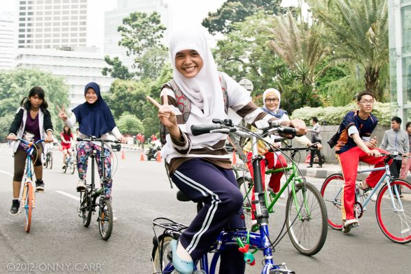 Suasana car free day Solo untuk keluarga di Jalan Slamet Riyadi, Skema waktu agar anak tetap nyaman, Opsi sarapan keluarga di sekitar koridor, Strategi pulang tanpa drama macet, Kapan car free day Solo kurang ideal untuk keluarga?, FAQ car free day Solo untuk keluarga