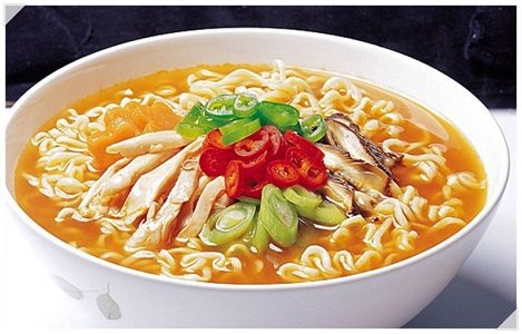 makanan khas Korea ramyeon, 1. Kimchi, 2. Kimbap, 3. Bibimbap, 4. Bulgogi, 5. Ramyeon, 6. Jjajangmyeon, 7. Japchae / Chapchae, 8. Miyeok Guk, 10. Kepiting Saus Korea, 11. Nakji Bokkeum, 12. Gogigui, 13. Haejangguk, 14. Sannakji, 15. Sundubu Jjigae, 16. Soondubu, 17. Jjukumi, 18. Yangnyeom Tongdak, 19. Dakjuk, 20. Seolleongtang, 21. Jeongol, 22. Samgyetang, 1. Tteokbokki, 2. Eomuk, 3. Twigim, 4. Bungeoppang, 5. Gyrenppang, 6. Hotteok, 7. Bbopki, 8. Gurita dan Cumi-cumi Kering, 9. Kkultare, 10. Hweori Gamja, 11. Sundae