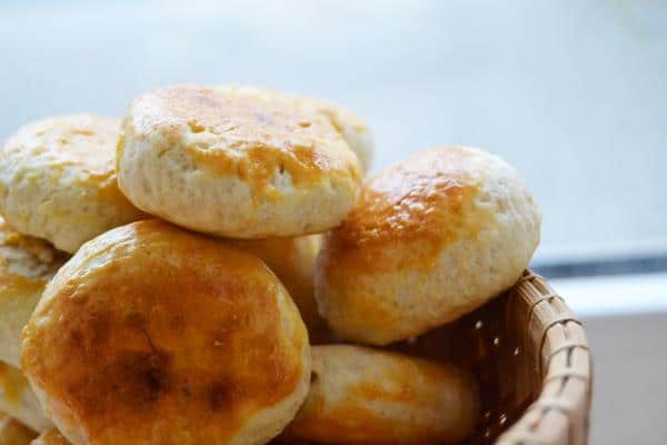 resep bakpia pathok, 1. Bakpia Pathok, 2. Jadah Tempe, 3. Lemper Bakar, 4. Semar Mendem, 5. Meniran, 6. Kue Kipo, 7. Sate Angkringan, 8. Jadah Manten, 9. Lupis, 10. Keripik Paru