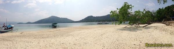 3, Ramah Tamah Dengan Penduduk Asli, Snorkeling Spot, Berburu Matahari, Souvenir