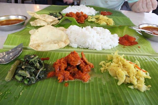 Nasi Daun Pisang, 1. Nasi Lemak, 2. Nasi Kandar, 3. Nasi Daun Pisang, 4. Palak Paneer, 5. Asam Laksa Penang, 6. Sang Har Kuey Teow, 7. Murtabah, 8. Chi Chong Fan, 9. Mee Siam, 10. Air Batu Campur