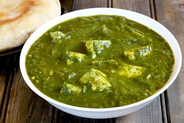 Palak Paneer, 1. Nasi Lemak, 2. Nasi Kandar, 3. Nasi Daun Pisang, 4. Palak Paneer, 5. Asam Laksa Penang, 6. Sang Har Kuey Teow, 7. Murtabah, 8. Chi Chong Fan, 9. Mee Siam, 10. Air Batu Campur