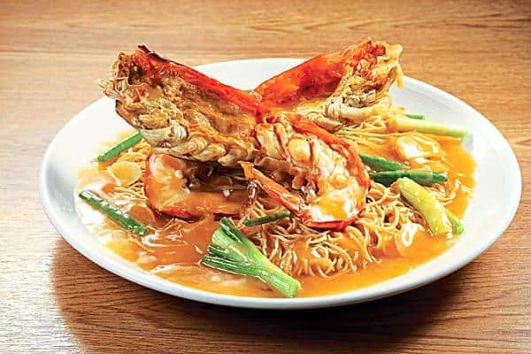 Sang Har Kuey Teow, 1. Nasi Lemak, 2. Nasi Kandar, 3. Nasi Daun Pisang, 4. Palak Paneer, 5. Asam Laksa Penang, 6. Sang Har Kuey Teow, 7. Murtabah, 8. Chi Chong Fan, 9. Mee Siam, 10. Air Batu Campur