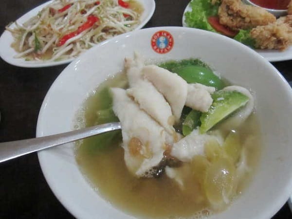 Sop Ikan Batam, 1. Gong-Gong, 2. Bingka Bakar, 3. Luti Gendang, 4. Sop Ikan Batam, 5. Mi Sagu, 6. Mi Lendir, 7. Mie Tarempa, 8. Kek Pisang Villa, 9. Mi Kacang Selat Panjang, 10. Bilis Molen