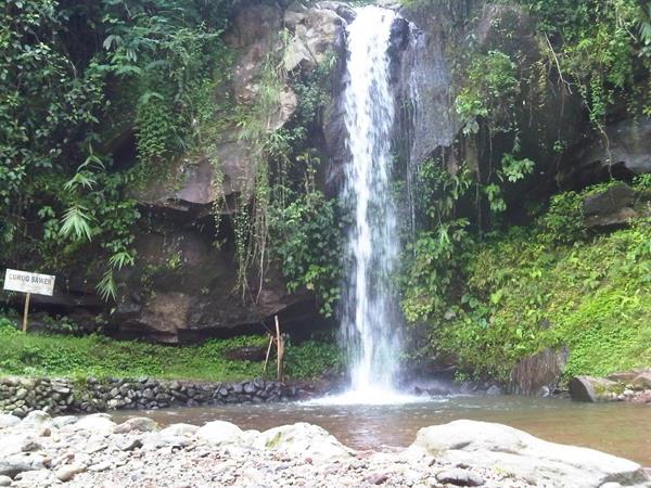 Capolaga, 1. Pemandian Air Panas Ciater, 2. Pantai Pondok Bali, 3. Penangkaran Buaya Blanakan, 4. Curug Cileat, 5. Pantai Kelapaan, 6. Curug Cijalu, 7. Batu Kapur, 8. Capolaga, 9. Pemancingan Lembah Gunung Kujang, 10. Desa Wisata Sari Bunihayu