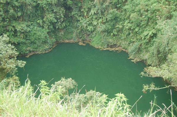 Sumur Jalatunda, 1. Kawah Dieng, 2. Telaga Warna, 3. Telaga Merdada, 4. Air Terjun Sikarim, 5. Kebun Teh Tambi, 6. Waduk Wadaslintang, 7. Arung Jeram Serayu, 8. Candi Dieng, 9. Sumur Jalatunda, 10. Bukit Sikunir, 11. Pemandian Air Hangat Kalianget, 12. Curug Winong, 13. Telaga Cebong, 14. Lubang Sewu, 15. Kebun Teh dan Kolam Renang Tanjungsari