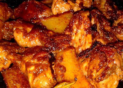 makanan khas kalimantan timur Ayam Cincane, 1. Pepes Kepiting, 2. Sup Ikan Akmal, 3. Rojak Singkil, 4. Pisang Gapit, 5. Lempok Durian, 6. Nasi Kuning Samarinda, 7. Sambal Raja, 8. Ayam Cincane, 9. Nasi Bekepor, 10. Bubur Pedas