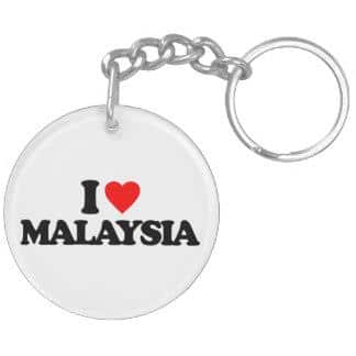 gantungan kunci malaysia, 1. Kerajinan Perak, 2. Kaos Malaysia, 3. Gantungan Kunci dan Magnet Malaysia, 4. Miniatur Menara Kembar Petronas, 5. Kerajinan Timah, 6. Milo Malaysia, 7. Coklat Malaysia, 10. Ukiran Kayu
