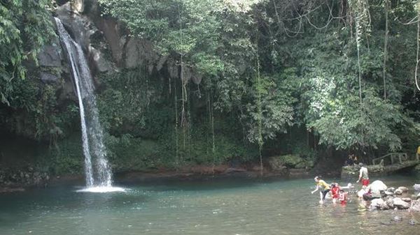 Air Terjun Lematang Indah, 1. Jembatan Ampera, 2. Sungai Musi, 3. Bukit Siguntang, 4. Pulau Kemaro, 5. Benteng Kuto Besak, 6. Air Terjun Lematang Indah, 7. Air Terjun Curup Maung, 8. Danau Ranau, 9. Hutan Wisata Punti Kayu, 10. Masjid Cheng Ho, 11. Gunung Dempo, 12. Museum Sultan Mahmud Badaruddin II, 13. Air Terjun Bidadari Lahat, 14. OPI Water Fun, 15. Kambang Iwak Family Park