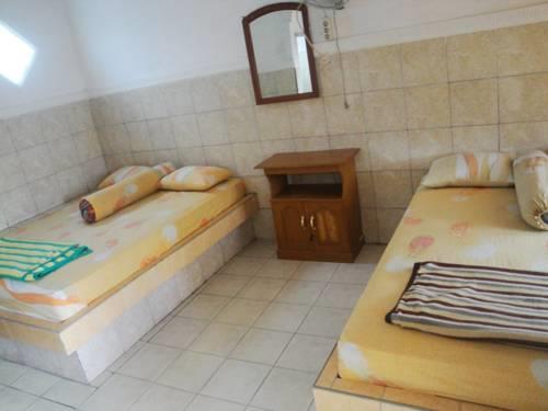 Hotel Arjuna Sari, 1. Pondok Wisata Umbul Sidomukti, 2. Villa Pondok Kopi, 3. Homestay Pinus, 4. Camping Ground, 5. Susan Spa Resort, 6. Wisma Gaya Hotel, 7. Kencana Hotel, 8. Amanda Hills Hotel, 9. Hotel Arjuna Sari, 10. The Bandungan Hotel