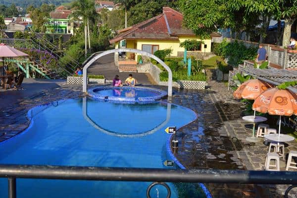 Lembah Sarimas Resort Hotel penginapan di Ciater, 1. Gracia Spa Resort, 2. Ciater Spa Resort, 3. Sari Ater Hotel, 4. Lembah Sarimas Resort Hotel Ciater, 5. Ciater Highland Resort, 6. Sari Alam Hot Spring and Resort Hotel, 7. Puspa Sari Hotel, 8. Villa Cempaka, 9. Villa Marindu, 10. Tea Garden Resort