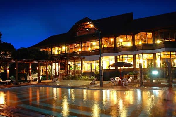 Sari Ater Hotel, 1. Gracia Spa Resort, 2. Ciater Spa Resort, 3. Sari Ater Hotel, 4. Lembah Sarimas Resort Hotel Ciater, 5. Ciater Highland Resort, 6. Sari Alam Hot Spring and Resort Hotel, 7. Puspa Sari Hotel, 8. Villa Cempaka, 9. Villa Marindu, 10. Tea Garden Resort
